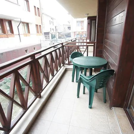 Snow House Apartamento *